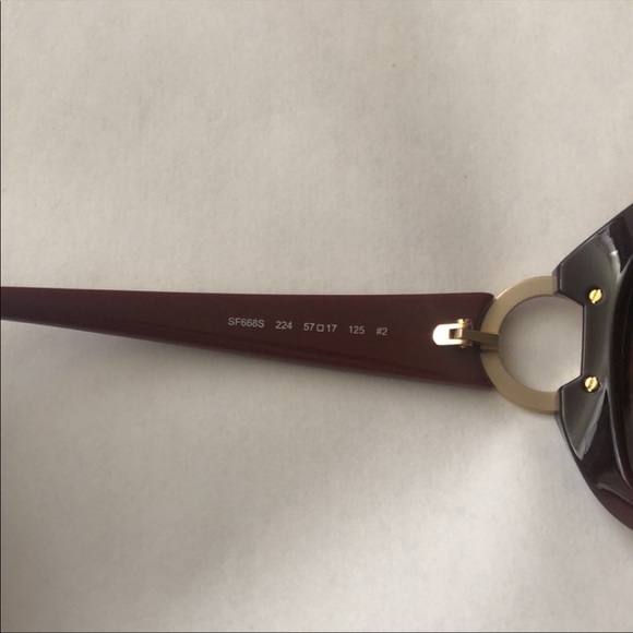 Authentic SALVATORE FERRAGAMO Sunglasses